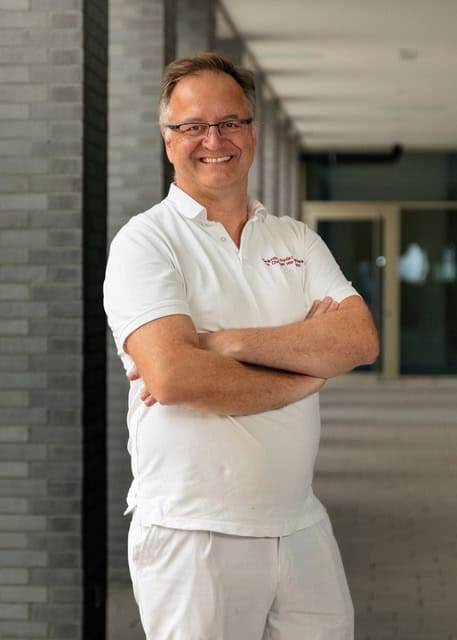 Tierarzt Konstanz Dr. Christian von Hänisch – Christian von Hänisch Dr. med. vet. Christian von Hänisch